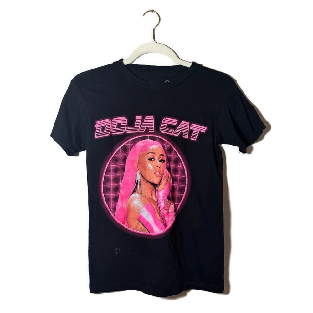 Doja Cat T-Shirt Women's Size XS Black with Pink Image Name *Lt Mark - Picture 1 of 5